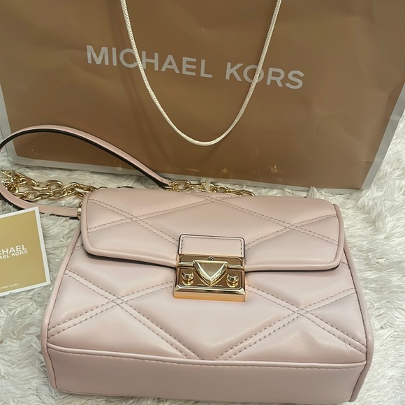 MK PURSE - Picture 2 of 5